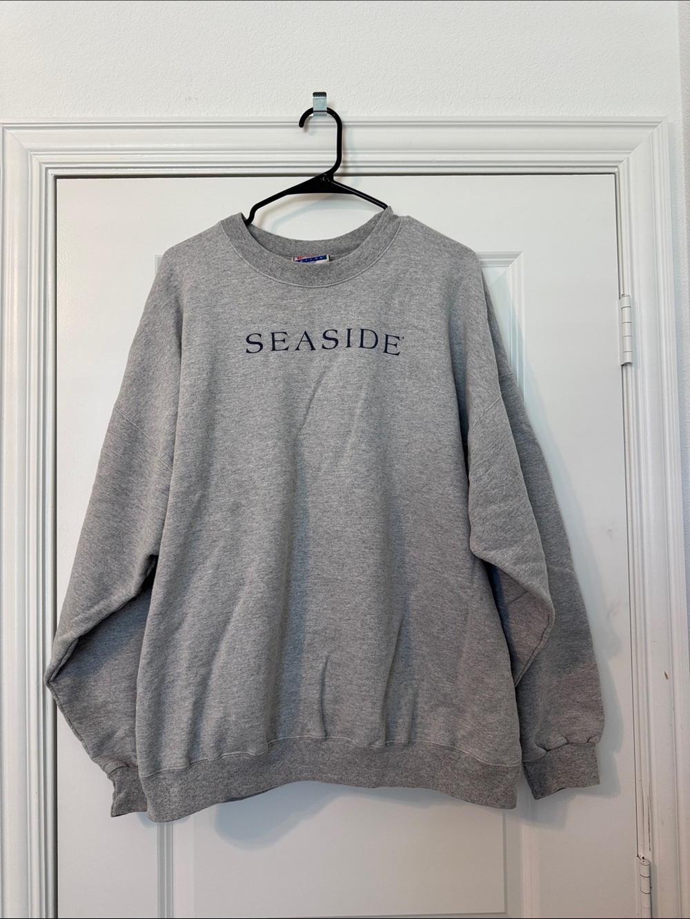 Hanes Light Gray Crewneck Sweatshirt with Navy 'SEASIDE' Print